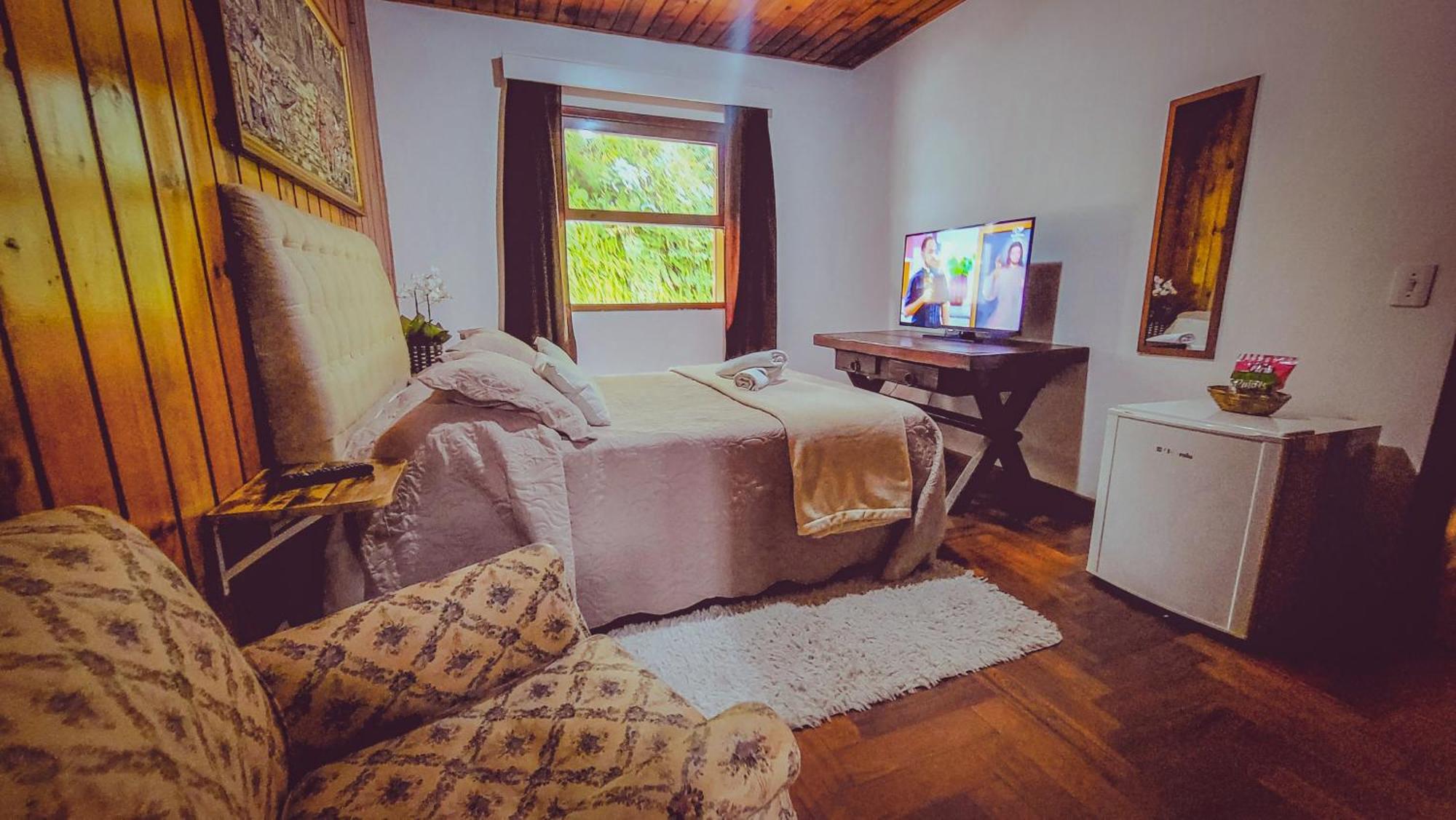 Standard Room,1580728573:JPEG